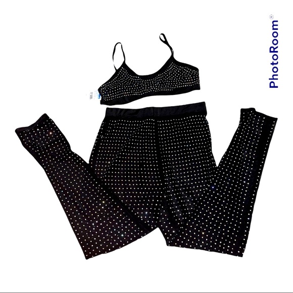 Sexy Piece Diamond Stud Outfit NWT - Picture 1 of 1